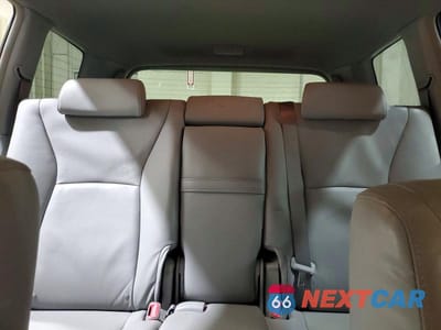 Zdjęcie 10 z 14 samochodu: 2006 TOYOTA HIGHLANDER HYBRID VIN:JTEEW21A060005050 - miniatura