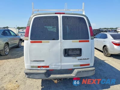 Zdjęcie 6 z 13 samochodu: 2000 CHEVROLET EXPRESS G3500 VIN:1GCHG35R0Y1158674 - miniatura