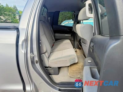 Zdjęcie 7 z 13 samochodu: 2010 TOYOTA TUNDRA DOUBLE CAB SR5 VIN:5TFUY5F16AX134429 - miniatura