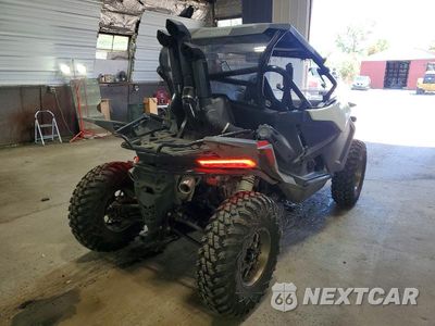 Czwarte zdjęcie samochodu z boku: 2022 CFMOTO ZFORCE UTILITY VEHICLE VIN:LCELV1ZR0N6000199 - miniatura
