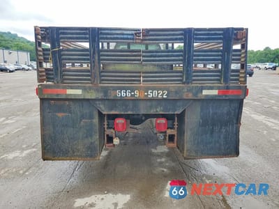 Zdjęcie 6 z 12 samochodu: 2005 FORD F650 SUPER DUTY VIN:3FRNF65975V184059 - miniatura