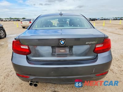 Zdjęcie 6 z 12 samochodu: 2014 BMW 228 I VIN:WBA1F5C55EVV99167 - miniatura