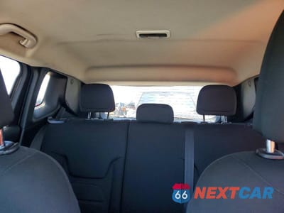 Zdjęcie 10 z 13 samochodu: 2021 JEEP RENEGADE LATITUDE VIN:ZACNJDBB6MPM26362 - miniatura