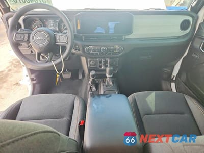 Zdjęcie 8 z 13 samochodu: 2025 JEEP GLADIATOR SPORT VIN:1C6PJTAG5SL523001 - miniatura