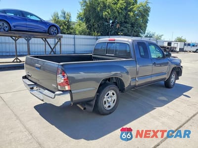 Trzecie zdjęcie samochodu z tyłu: 2013 TOYOTA TACOMA ACCESS CAB VIN:5TFTX4CN1DX030113 - miniatura