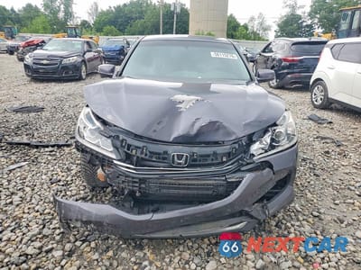 Piąte zdjęcie samochodu w środku: 2017 HONDA ACCORD EXL VIN:1HGCR2F8XHA110119 - miniatura