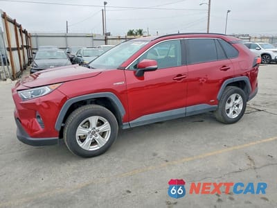 2021 TOYOTA RAV4 XLE 4T3RWRFV5MU025488 - główne zdjęcie licytacji z USA - miniatura