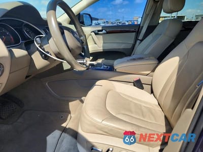 Zdjęcie 7 z 13 samochodu: 2013 AUDI Q7 PREMIUM PLUS VIN:WA1LGAFE5DD015085 - miniatura