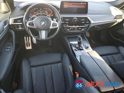 Zdjęcie 8 z 12 samochodu: 2022 BMW 530 I VIN:WBA53BH07NCK28772 - miniatura