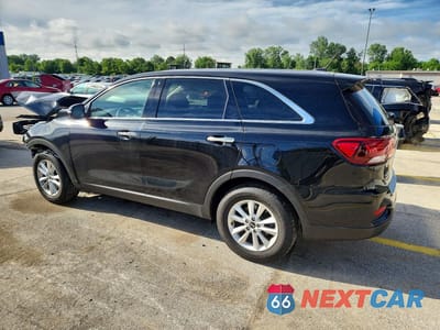 Drugie zdjęcie samochodu z przodu: 2019 KIA SORENTO L VIN:5XYPG4A31KG581337 - miniatura