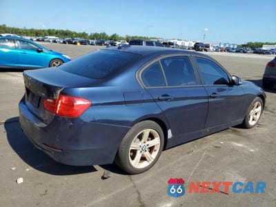 Trzecie zdjęcie samochodu z tyłu: 2014 BMW 328 XI SULEV VIN:WBA3B5G59ENS06429 - miniatura