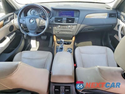 Zdjęcie 8 z 13 samochodu: 2013 BMW X3 XDRIVE28I VIN:5UXWX9C51D0A32478 - miniatura