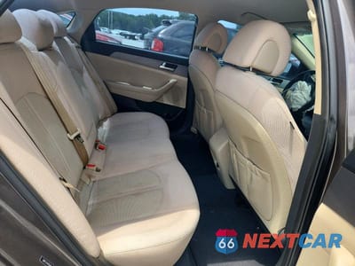 Zdjęcie 10 z 12 samochodu: 2017 HYUNDAI SONATA SE VIN:5NPE24AF8HH473704 - miniatura
