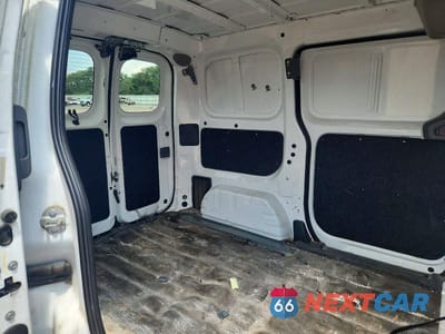 Zdjęcie 10 z 12 samochodu: 2015 NISSAN NV200 DELIVERY VAN VIN:3N6CM0KN3FK703987 - miniatura