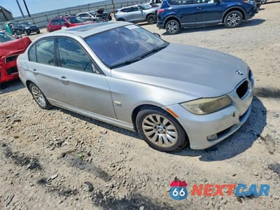 Czwarte zdjęcie samochodu z boku: 2009 BMW 328 XI SULEV VIN:WBAPK53549A513074 - miniatura