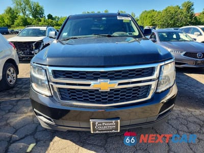 Piąte zdjęcie samochodu w środku: 2019 CHEVROLET SUBURBAN K1500 LT VIN:1GNSKHKC0KR186881 - miniatura