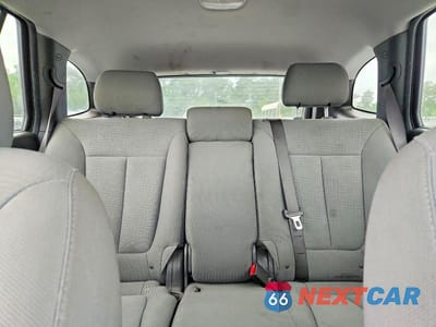 Zdjęcie 10 z 13 samochodu: 2010 HYUNDAI SANTA FE GLS VIN:5NMSG3AB8AH364643 - miniatura