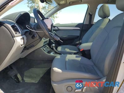 Zdjęcie 7 z 13 samochodu: 2017 AUDI Q3 PREMIUM VIN:WA1ECCFS0HR007622 - miniatura