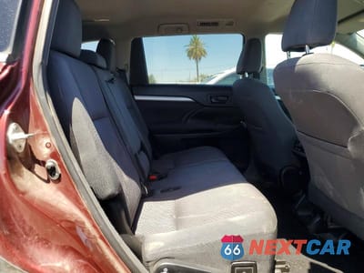 Zdjęcie 11 z 13 samochodu: 2017 TOYOTA HIGHLANDER LE VIN:5TDBZRFH7HS467148 - miniatura