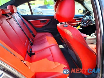 Zdjęcie 10 z 12 samochodu: 2016 BMW 328 VIN:WBA8E3G5XGNT26910 - miniatura