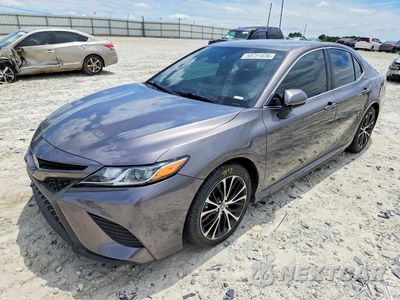 2020 TOYOTA CAMRY SE 4T1G11AK9LU935883 - główne zdjęcie licytacji z USA - miniatura