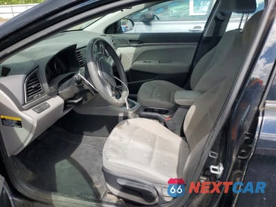 Zdjęcie 7 z 12 samochodu: 2018 HYUNDAI ELANTRA SE VIN:5NPD74LF1JH338466 - miniatura