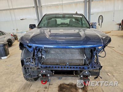 Piąte zdjęcie samochodu w środku: 2019 CHEVROLET SILVERADO K1500 TRAIL BOSS CUSTOM VIN:1GCPYCEF7KZ340430 - miniatura
