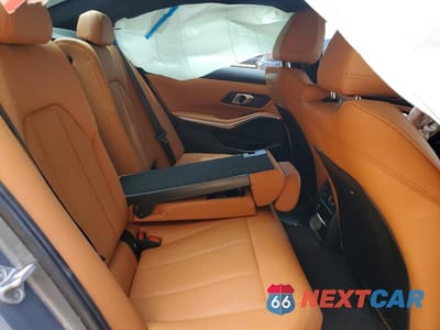 Zdjęcie 10 z 12 samochodu: 2024 BMW 330I VIN:3MW69FF08R8D91246 - miniatura