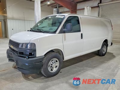 2021 CHEVROLET EXPRESS G2500 1GCWGAFP5M1309897 - główne zdjęcie licytacji z USA - miniatura