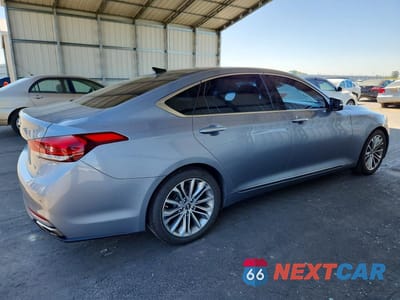 Trzecie zdjęcie samochodu z tyłu: 2017 GENESIS G80 3.8 VIN:KMHGN4JE3HU170550 - miniatura