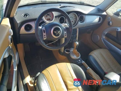 Zdjęcie 8 z 12 samochodu: 2003 MINI COOPER BASE 2D HATCH VIN:WMWRC33443TE15792 - miniatura