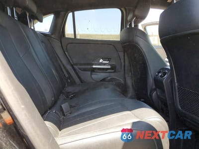 Zdjęcie 11 z 13 samochodu: 2022 MERCEDES-BENZ GLA 250 4MATIC VIN:W1N4N4HB8NJ343861 - miniatura