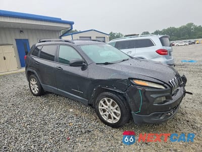 Czwarte zdjęcie samochodu z boku: 2016 JEEP CHEROKEE SPORT VIN:1C4PJLAS9GW302522 - miniatura