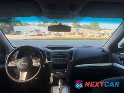 Zdjęcie 9 z 10 samochodu: 2011 SUBARU LEGACY 2.5I VIN:4S3BMBA63B3252452 - miniatura