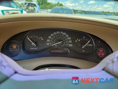 Zdjęcie 9 z 13 samochodu: 2002 BUICK CENTURY LIMITED VIN:2G4WY55J021168483 - miniatura
