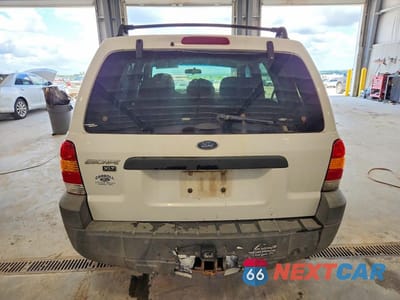 Zdjęcie 6 z 12 samochodu: 2005 FORD ESCAPE XLT VIN:1FMYU93195KA70507 - miniatura