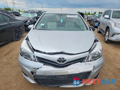 Piąte zdjęcie samochodu w środku: 2014 TOYOTA YARIS 3-DOOR L VIN:JTDJTUD35ED585276 - miniatura