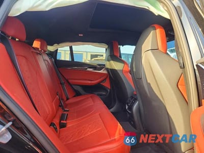 Zdjęcie 11 z 14 samochodu: 2022 BMW X4 M VIN:5YM23EC0XN9J03333 - miniatura