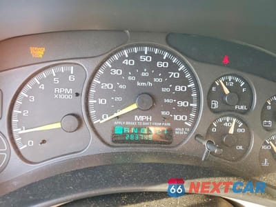 Zdjęcie 9 z 13 samochodu: 2001 GMC YUKON XL C1500 VIN:3GKEC16T31G104391 - miniatura