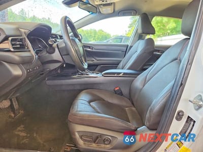 Zdjęcie 7 z 12 samochodu: 2019 TOYOTA CAMRY LE VIN:4T1B11HKXKU769176 - miniatura