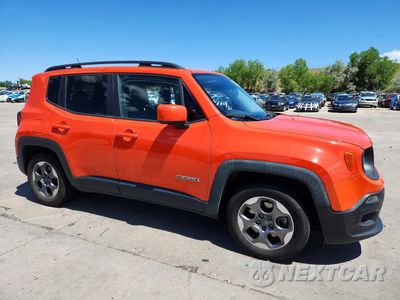 Czwarte zdjęcie samochodu z boku: 2015 JEEP RENEGADE LATITUDE VIN:ZACCJABH7FPC13386 - miniatura