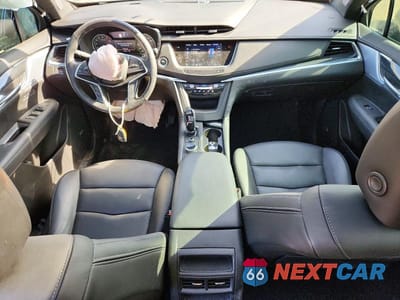 Zdjęcie 8 z 12 samochodu: 2023 CADILLAC XT5 PREMIUM LUXURY VIN:1GYKNDRS4PZ166205 - miniatura