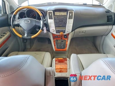 Zdjęcie 8 z 12 samochodu: 2005 LEXUS RX 330 VIN:2T2HA31U95C043103 - miniatura