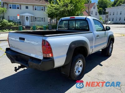 Trzecie zdjęcie samochodu z tyłu: 2012 TOYOTA TACOMA BASE VIN:5TFPX4EN5CX012727 - miniatura