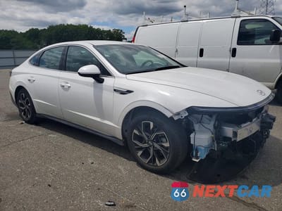 Czwarte zdjęcie samochodu z boku: 2025 HYUNDAI SONATA SEL VIN:KMHL64JA5SA506605 - miniatura