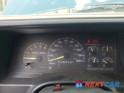 Zdjęcie 9 z 14 samochodu: 1997 CHEVROLET SUBURBAN VIN:1GNFK16R8VJ409212 - miniatura