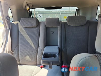 Zdjęcie 10 z 13 samochodu: 2007 HYUNDAI TUCSON SE VIN:KM8JN12D67U638649 - miniatura