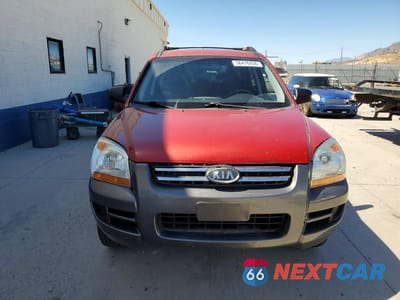 Piąte zdjęcie samochodu w środku: 2008 KIA SPORTAGE LX VIN:KNDJE723187458428 - miniatura