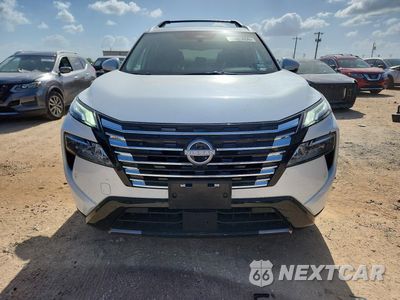 Piąte zdjęcie samochodu w środku: 2025 NISSAN ROGUE PLATINUM VIN:JN8BT3DC1SW102255 - miniatura
