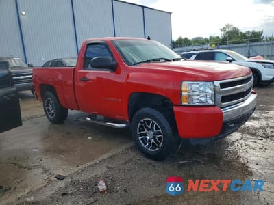 Czwarte zdjęcie samochodu z boku: 2008 CHEVROLET SILVERADO C1500 VIN:1GCEC14X28Z198422 - miniatura